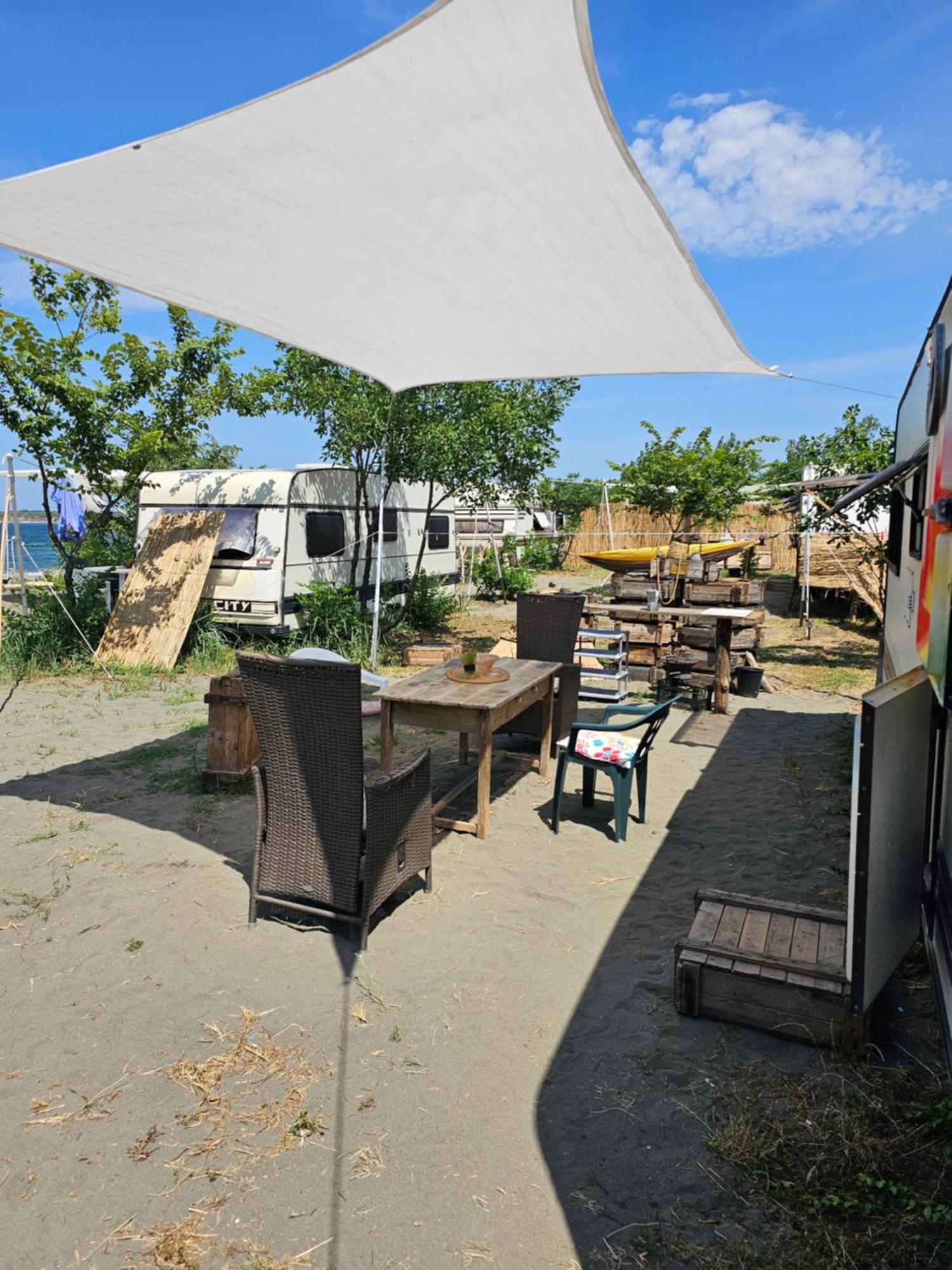 Beachfront Caravans Τσερνομόρετς Εξωτερικό φωτογραφία